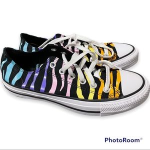 Woman’s size 7 rainbow zebra converse new